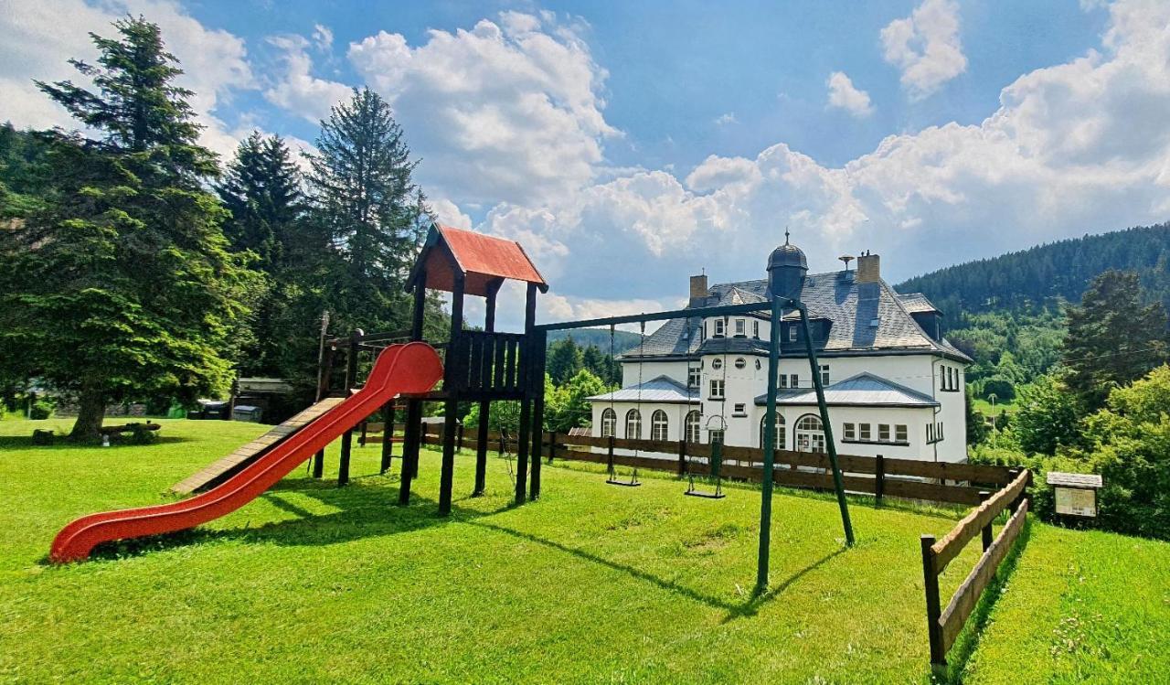Waldhotel Feldbachtal Neuhaus am Rennweg Exteriör bild